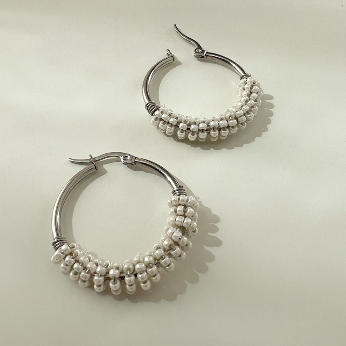 Freia Classic - White Peace