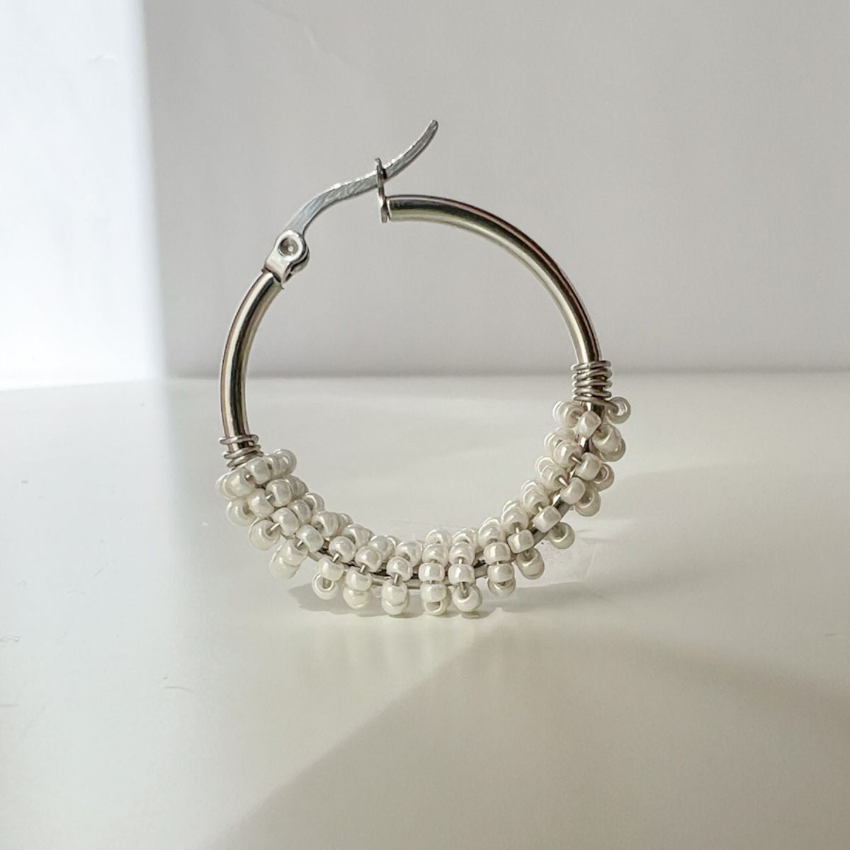Freia Classic - White Peace