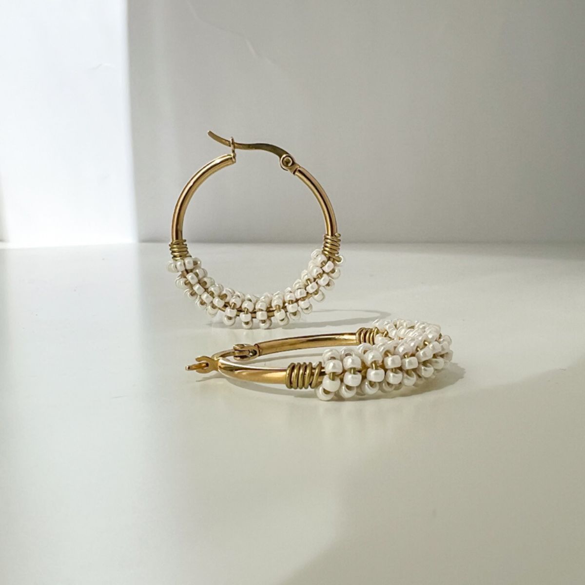 Freia Classic - White Peace